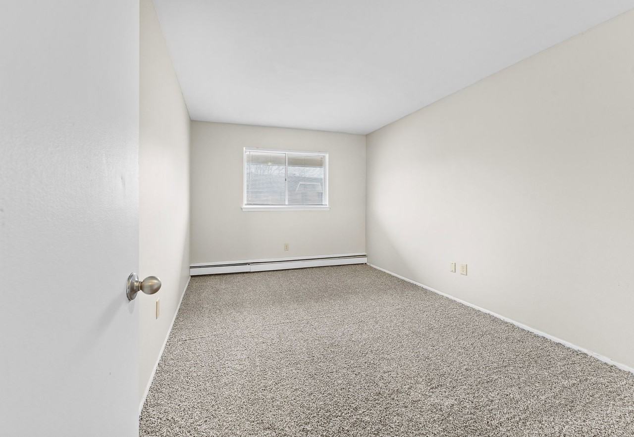 23700 W Warren St #7225 - Photo 5 of 5
