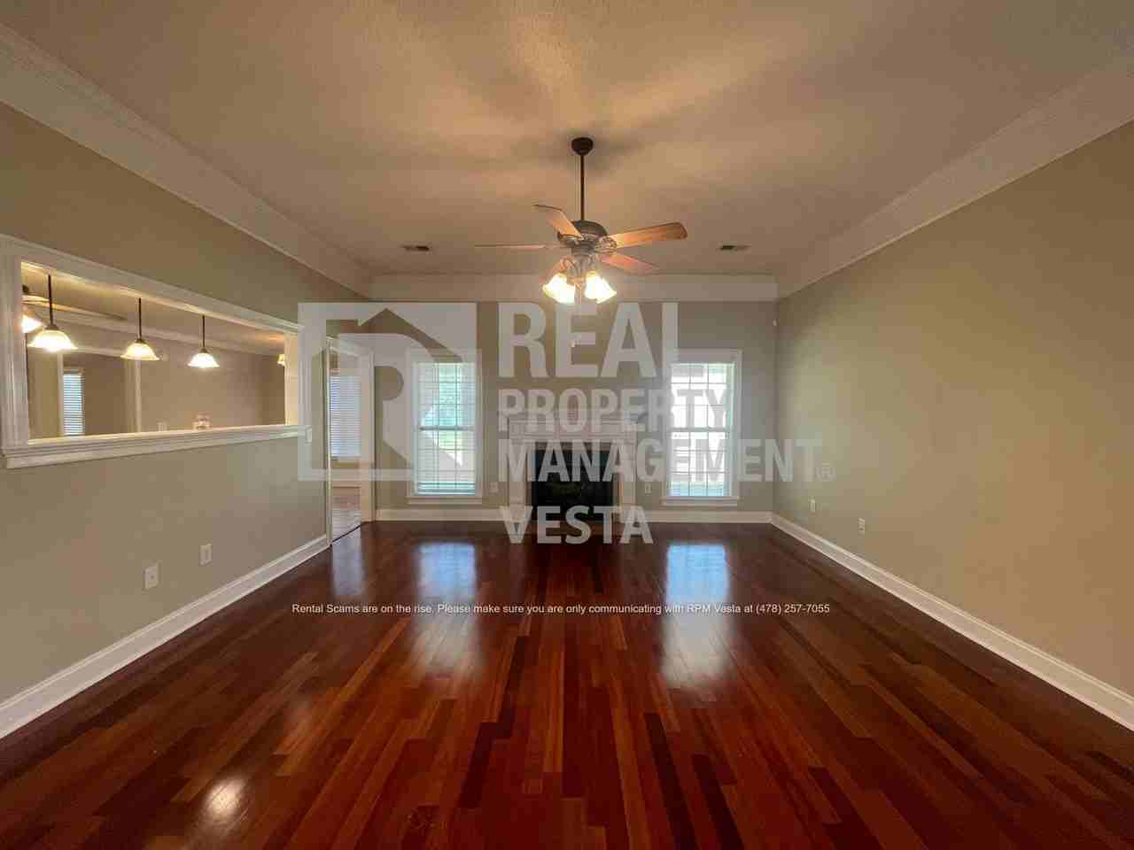 106 Galloway St - Photo 2 of 19
