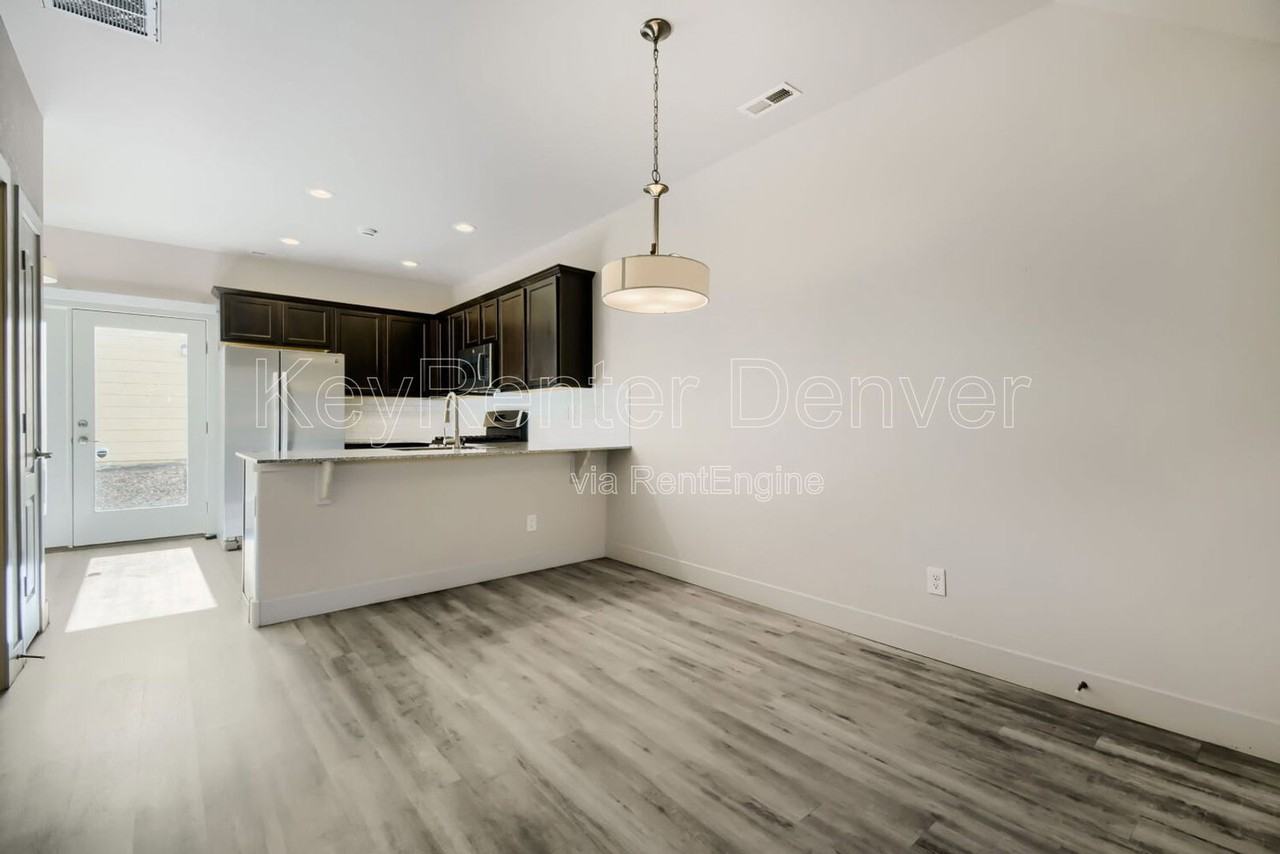 13630 Garfield St #D - Photo 5 of 12