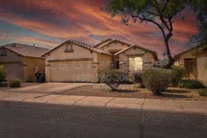 featured image of 17228 W Elm St