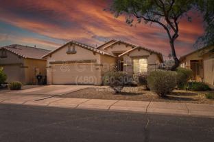 17228 W Elm St - Photo 1 of 1