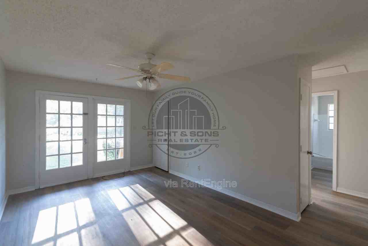 3216 Jim Lee Rd #2A - Photo 4 of 11