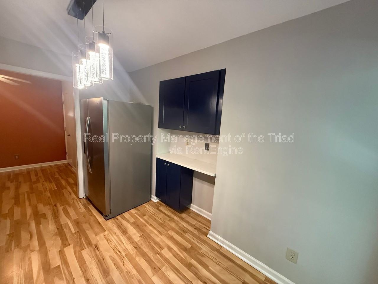 2937 Oaktop Cir - Photo 2 of 16