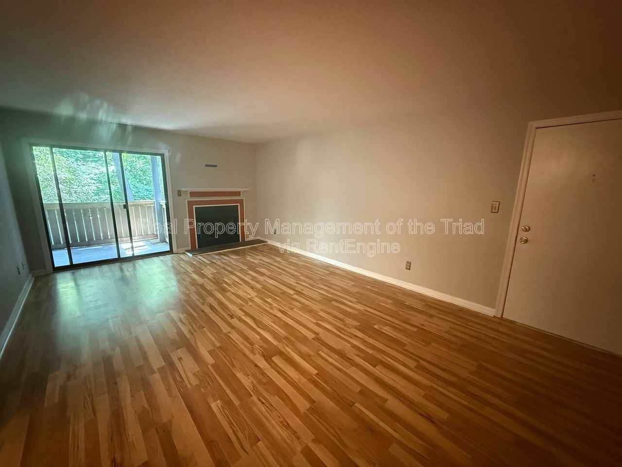 2937 Oaktop Cir - Photo 3 of 16