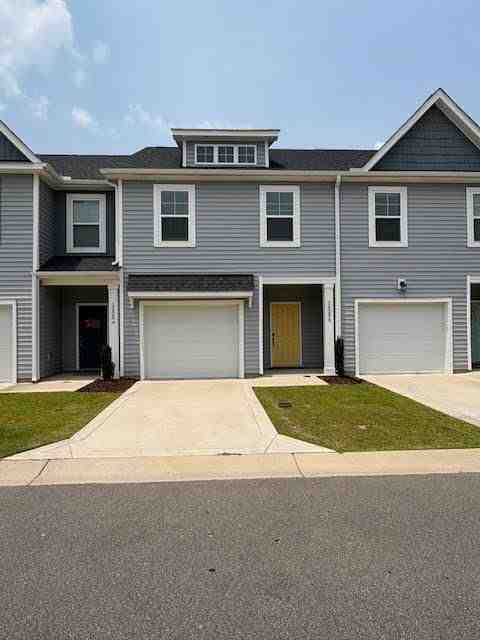 2608 Sailor Rose Ln Apt B - Photo 2 of 28