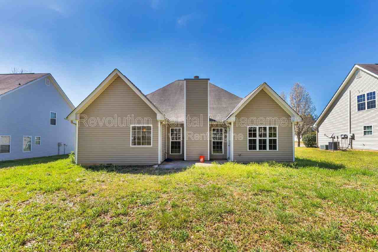 110 Vineyard Ridge Dr - Photo 3 of 15