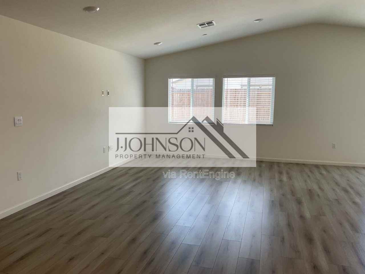 2456 Enantio St - Photo 5 of 17