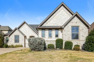 featured image of 413 Blue Star Ct