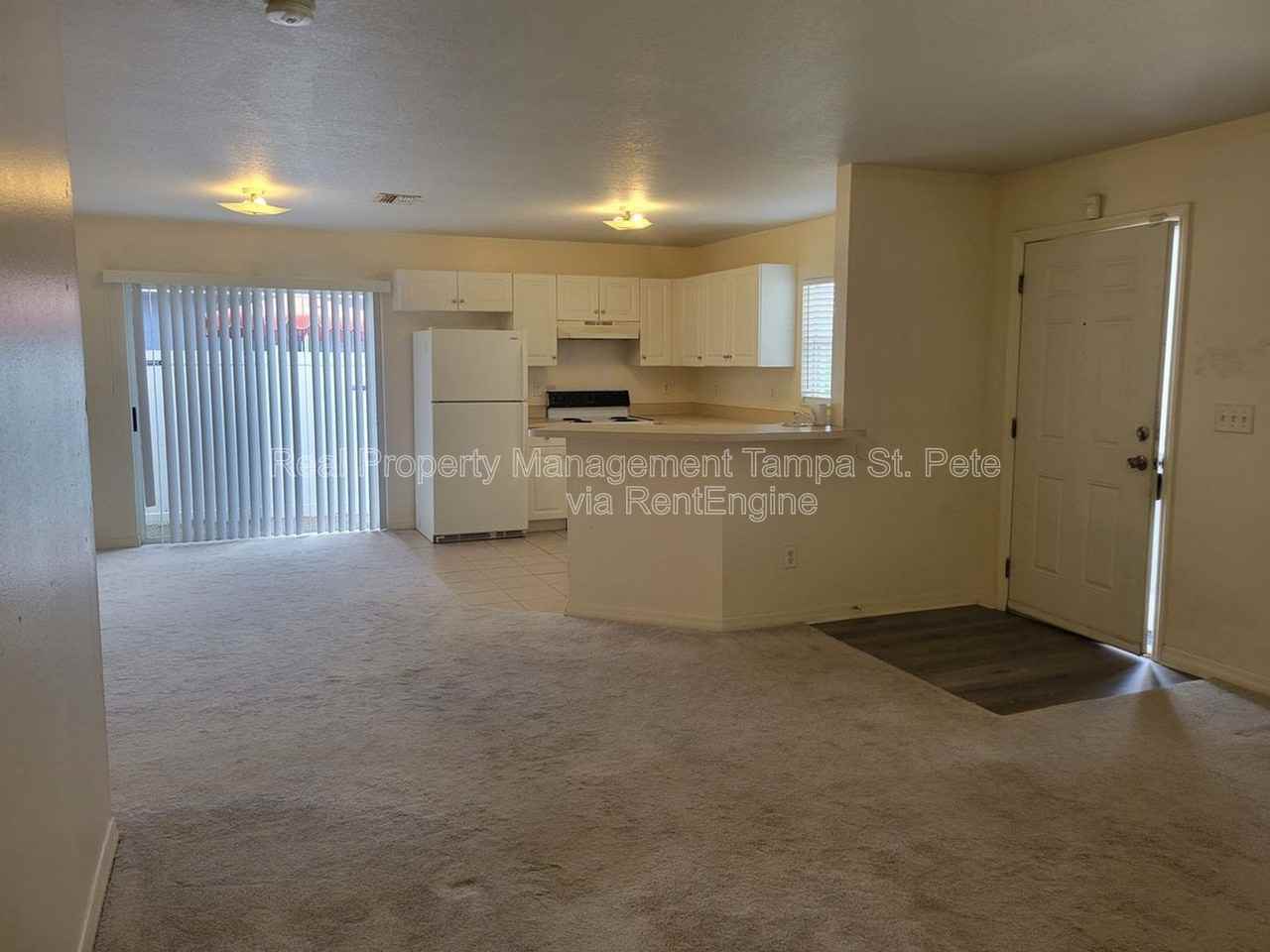 1910 45th St S - Photo 5 of 25