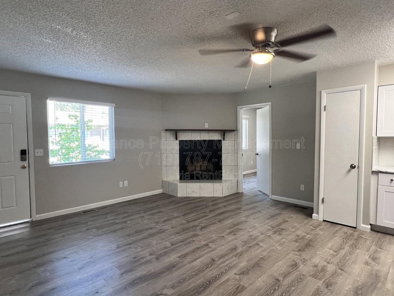 2462 E Willamette Ave - Photo 3 of 21