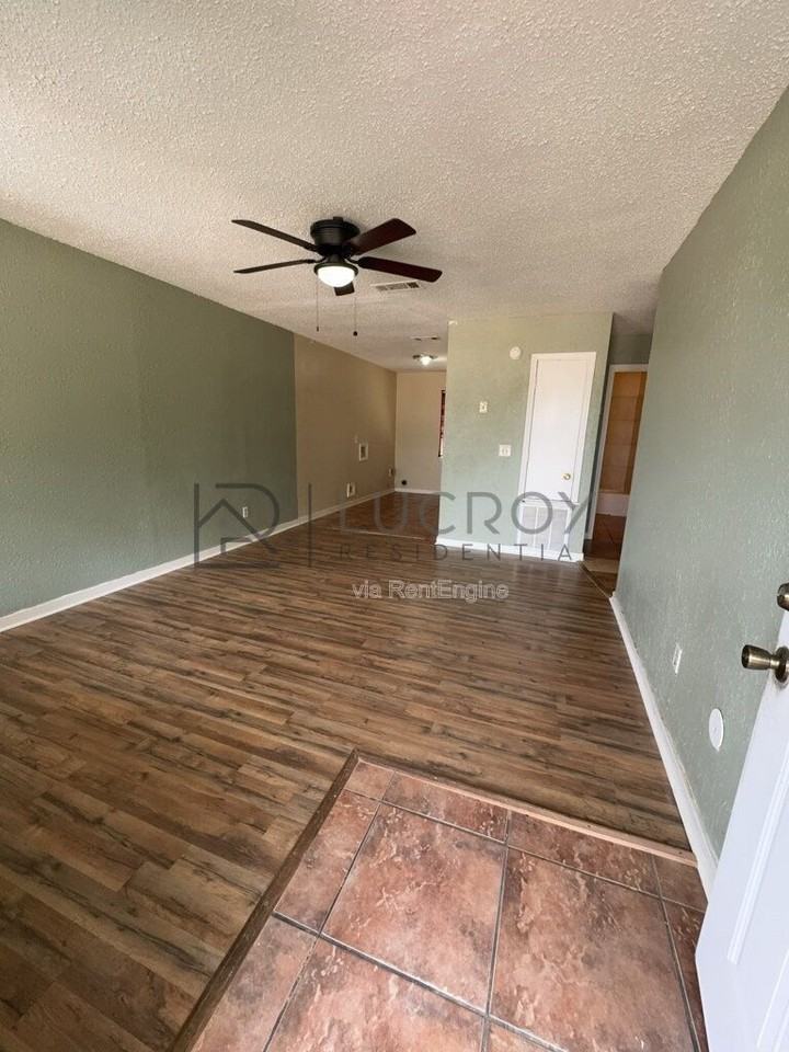 4345 W Capitol St #B4 - Photo 2 of 10
