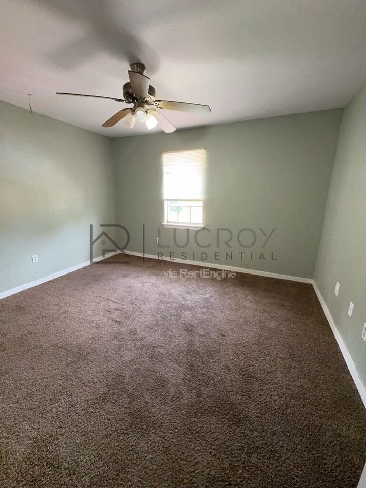 4345 W Capitol St #B4 - Photo 7 of 10