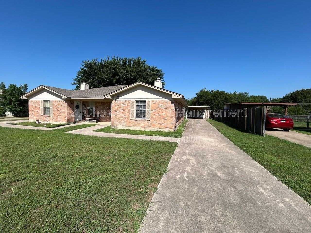6539 Central Ave - Photo 4 of 41
