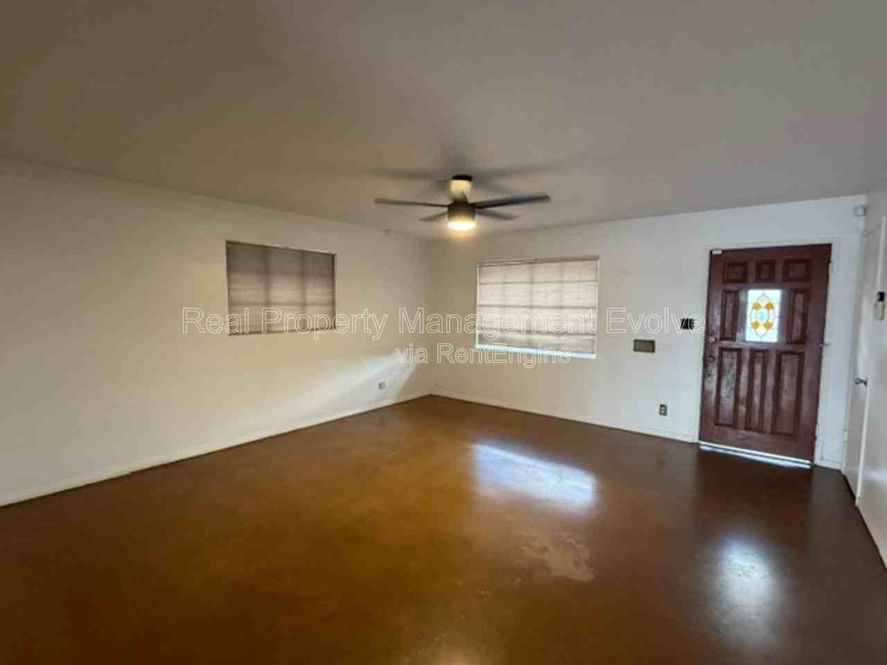 2246 W Mulberry Dr - Photo 4 of 28