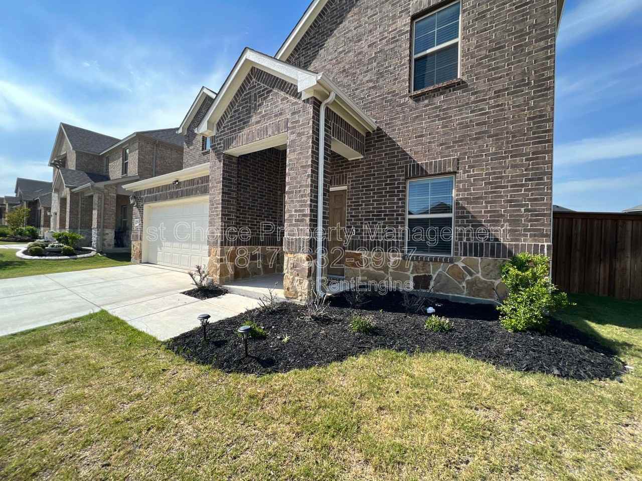 225 Lemley Dr - Photo 2 of 26
