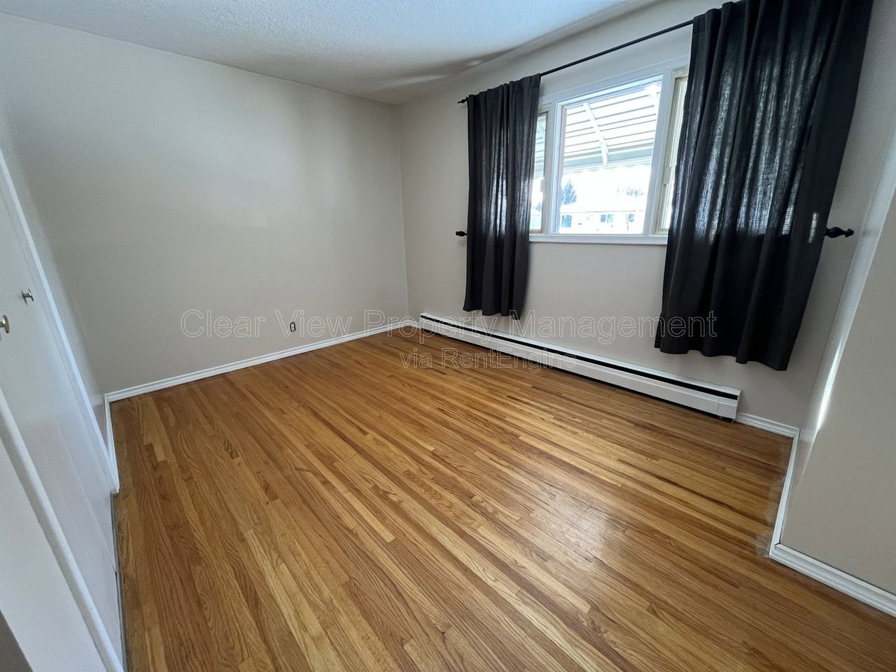 1009 18 St N - Photo 6 of 24