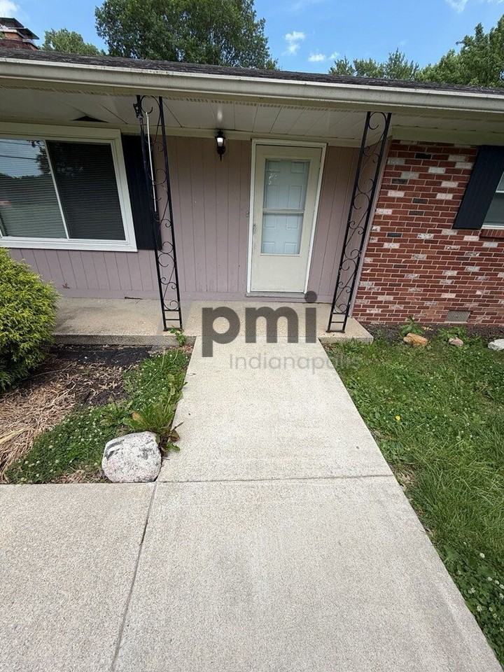 951 Pawnee Rd - Photo 4 of 50