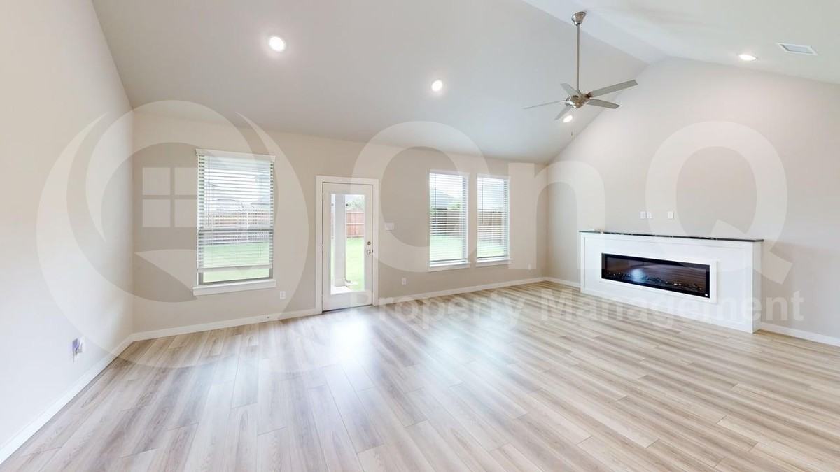 252 Hope Orchards Dr - Photo 4 of 33