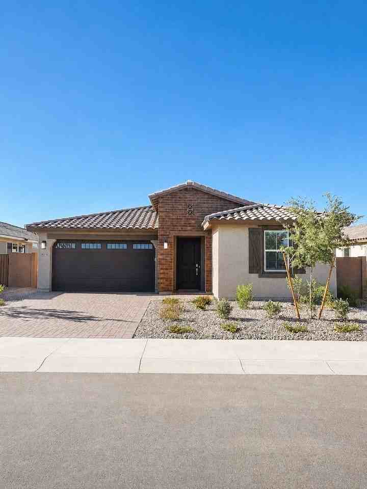 19214 W Marissa Dr
