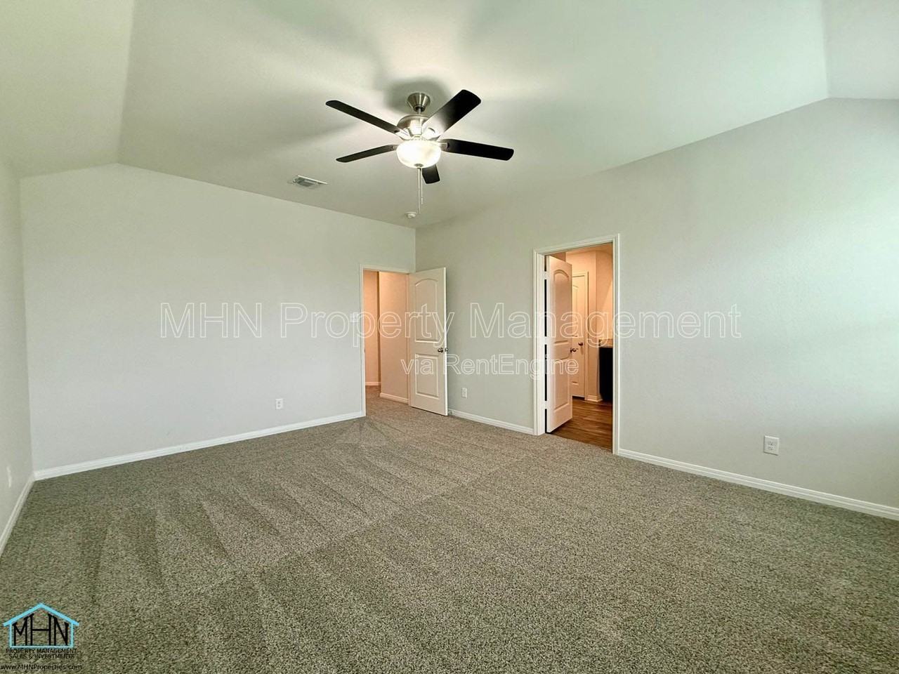2927 Gastonian Ml - Photo 7 of 15