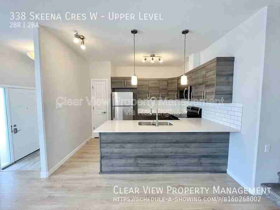 318 Skeena Cres W #1 - Photo 2 of 17