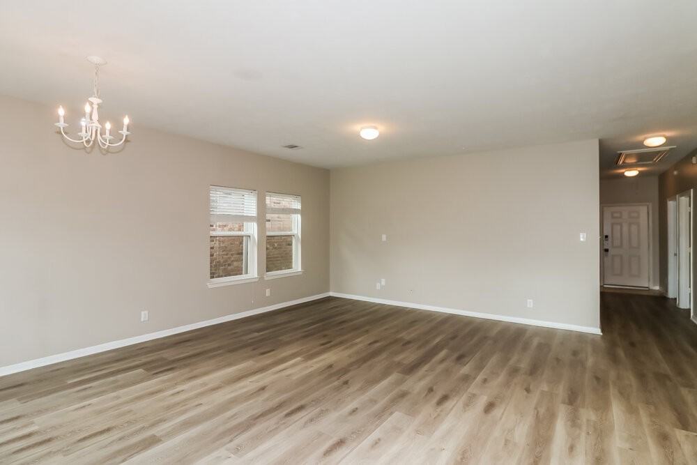 8119 Almera Falls Dr - Photo 4 of 16
