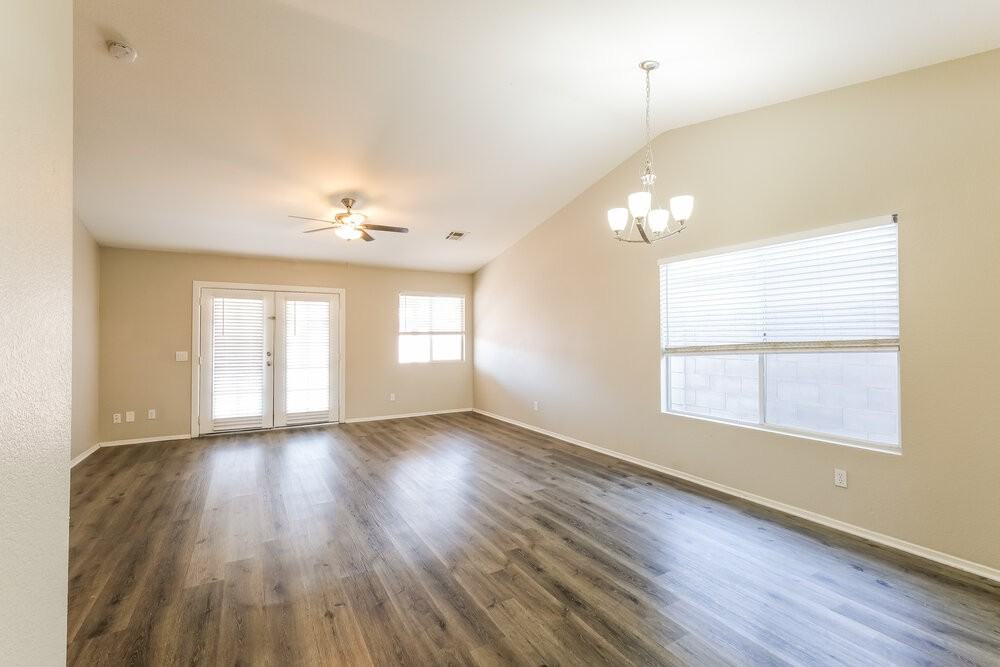 16183 W Buchanan St - Photo 6 of 16