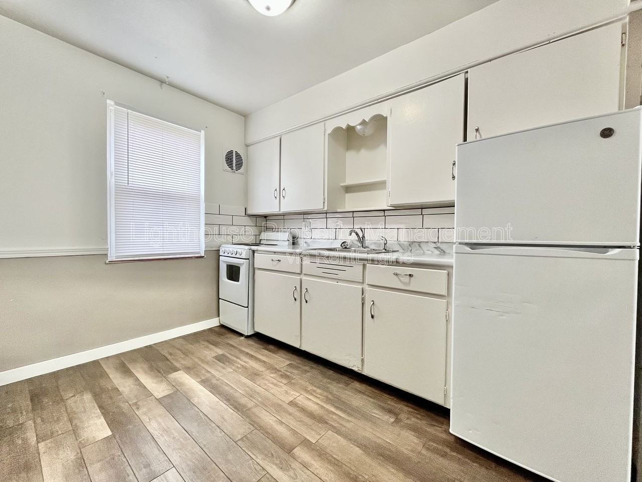 1215 Ottillia St Se #D - Photo 6 of 16