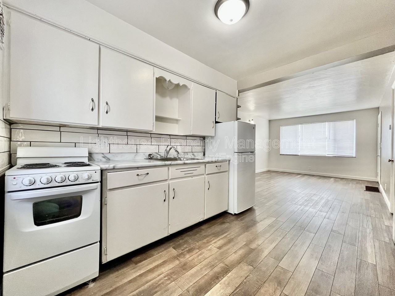 1215 Ottillia St Se #D - Photo 7 of 16