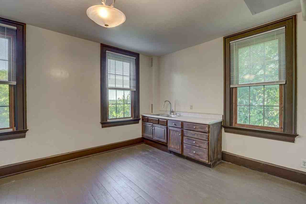111 Gage St #2 - Photo 5 of 13