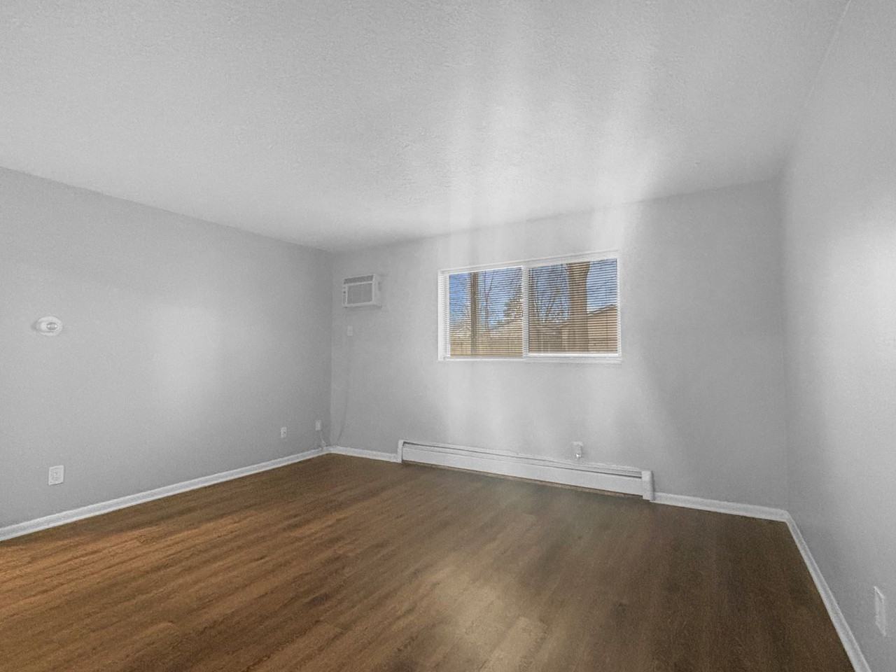 2424 36th St Sw #1 - Photo 5 of 7