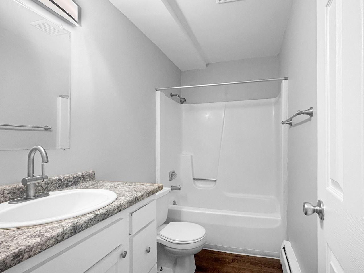 2424 36th St Sw #1 - Photo 6 of 7