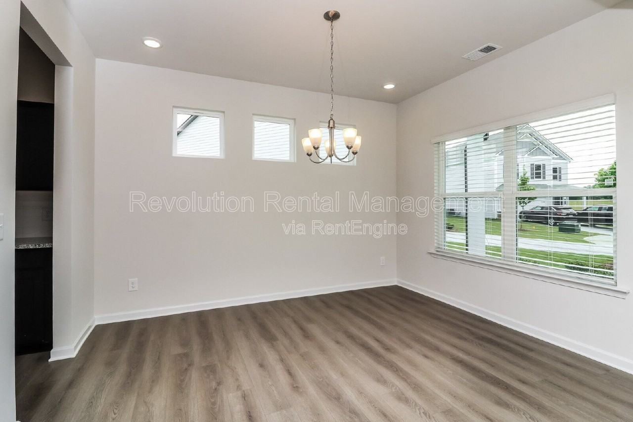 415 Sierra Pt Sw - Photo 7 of 34