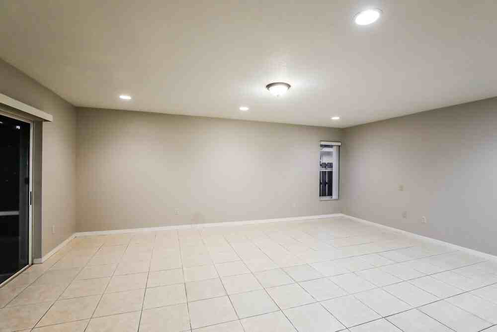 1703 Egret Rd - Photo 7 of 16