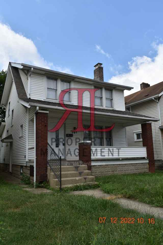 765 E Deshler Ave - Photo 2 of 42