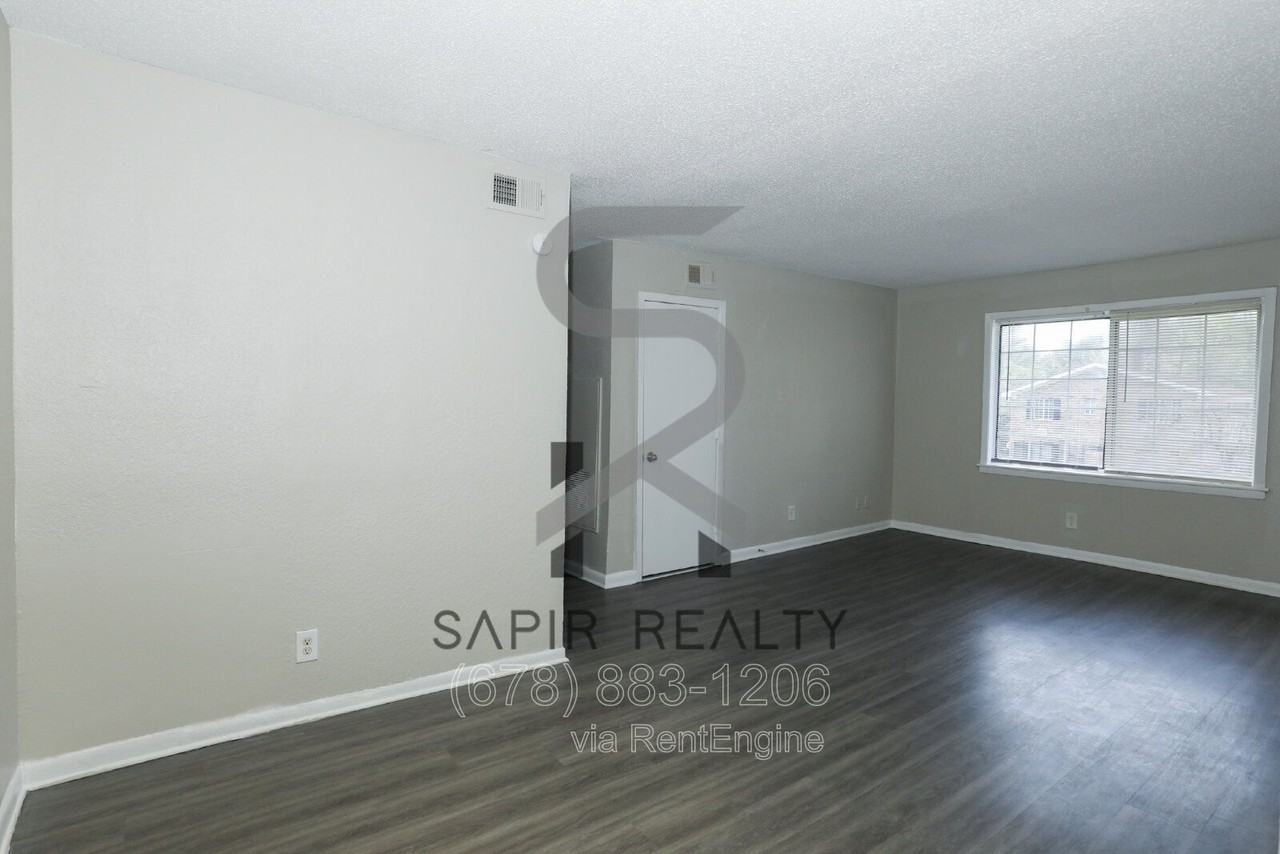 2065 Alison Ct Sw #6 - Photo 2 of 15