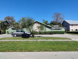 featured image of 13789 Bottlebrush Ct #B