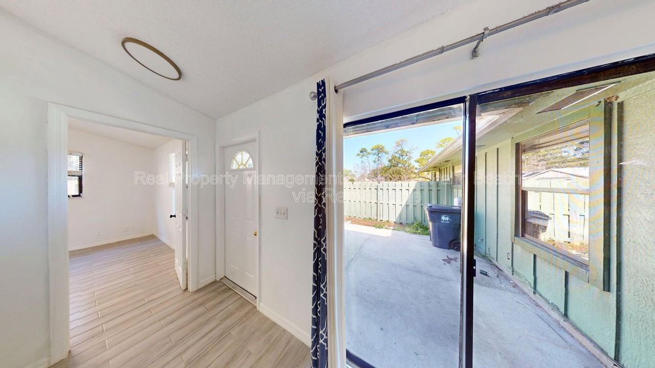 13789 Bottlebrush Ct #B - Photo 2 of 19