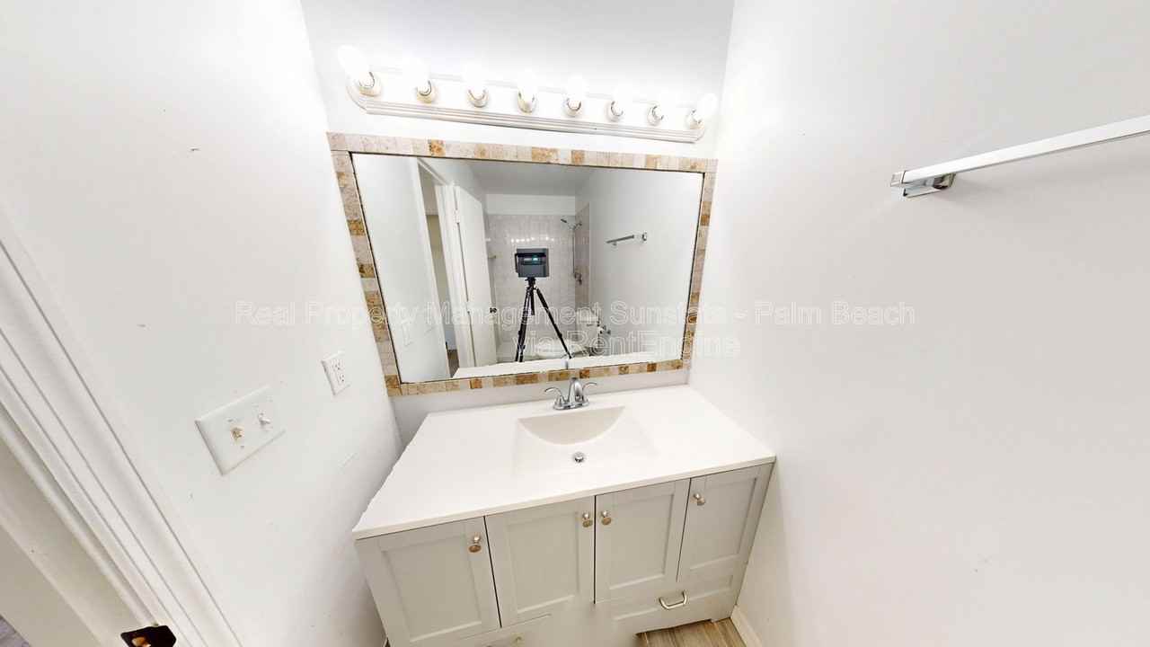 13789 Bottlebrush Ct #B - Photo 4 of 19