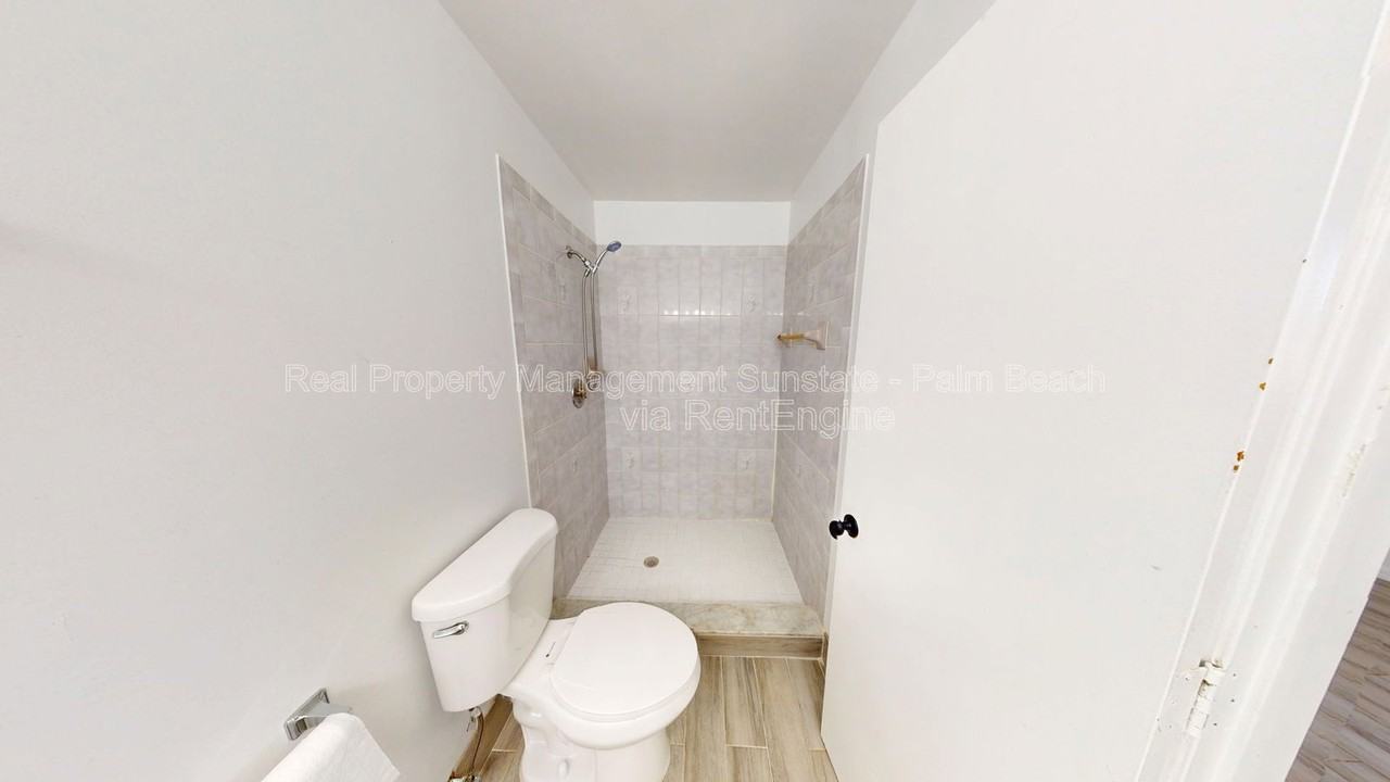 13789 Bottlebrush Ct #B - Photo 5 of 19