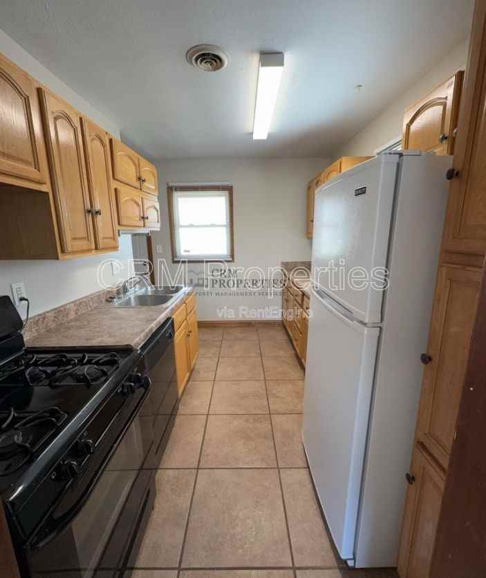 1504 N Philips St - Photo 7 of 20