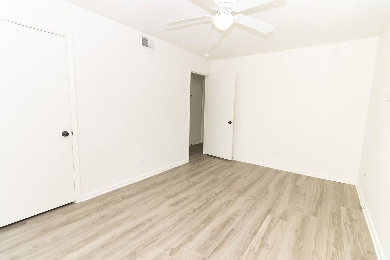 513 Donaldson Rd #3 - Photo 4 of 17