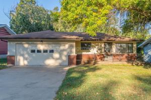 featured image of 1913 S Broadway Ave