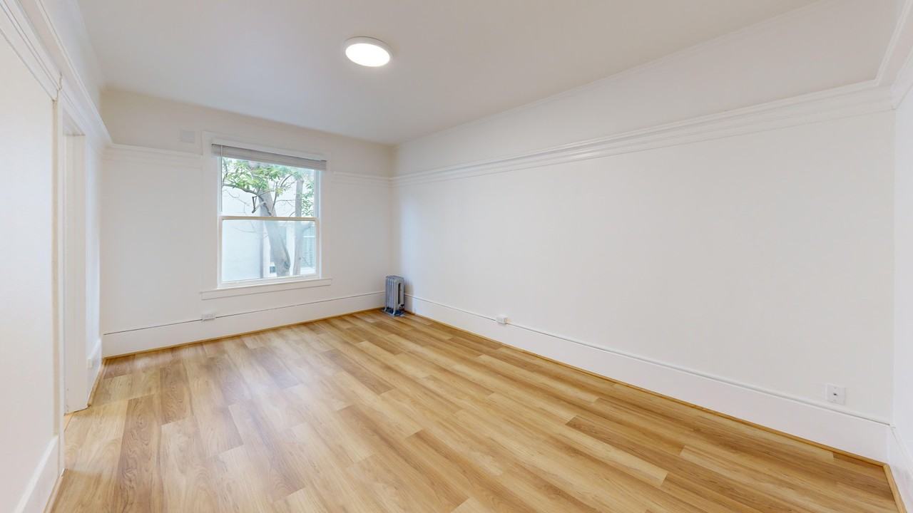 655 Stockton Street - Photo 7 of 23