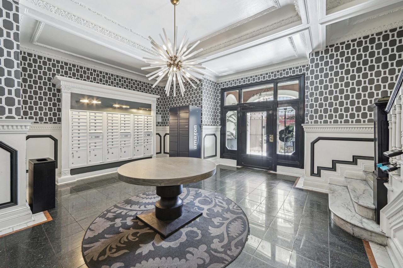 676 Geary Street - Photo 7 of 11