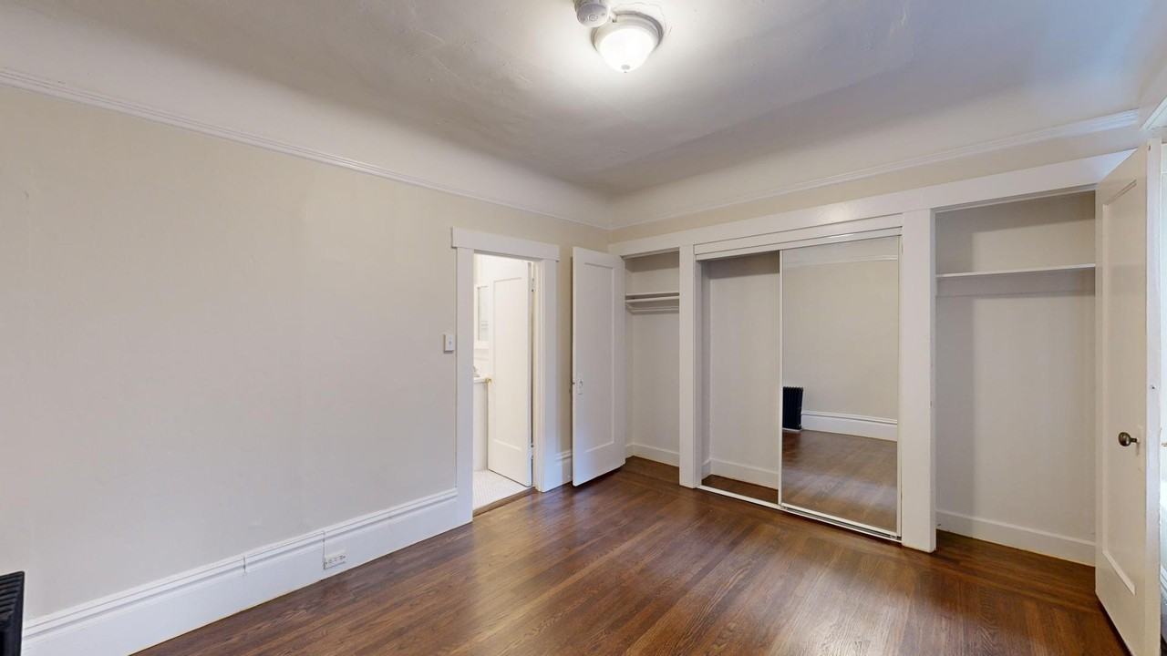 925 Geary Street - Photo 2 of 26