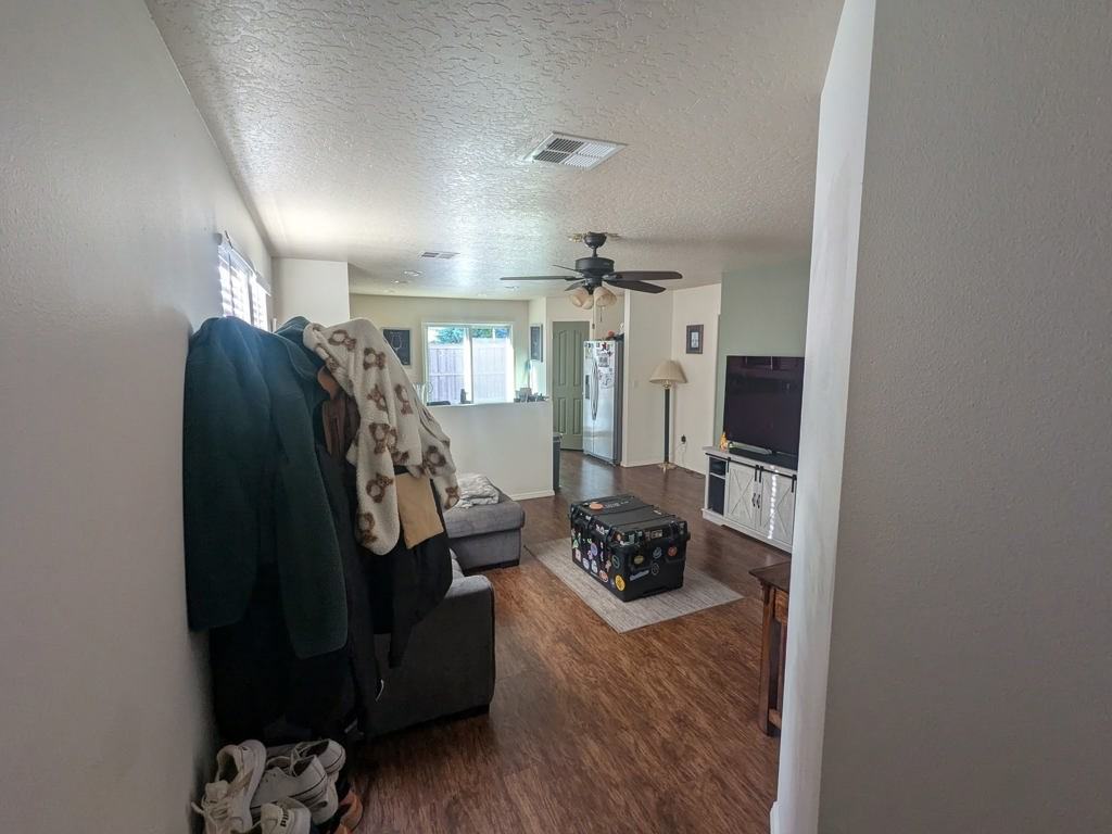 9616 W Weir Hollis Dr - Photo 2 of 19