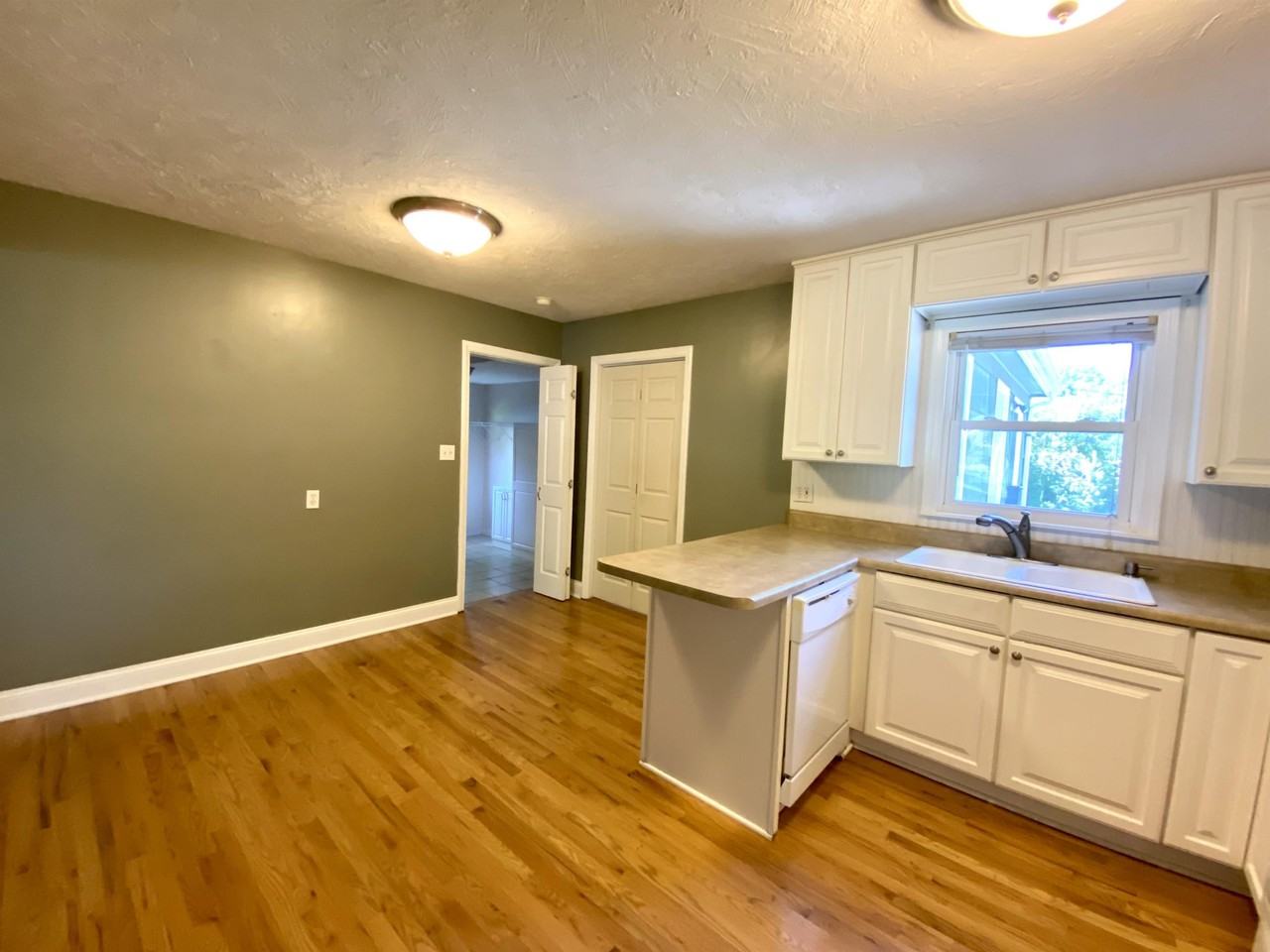 6034 Juniper Dr - Photo 5 of 16