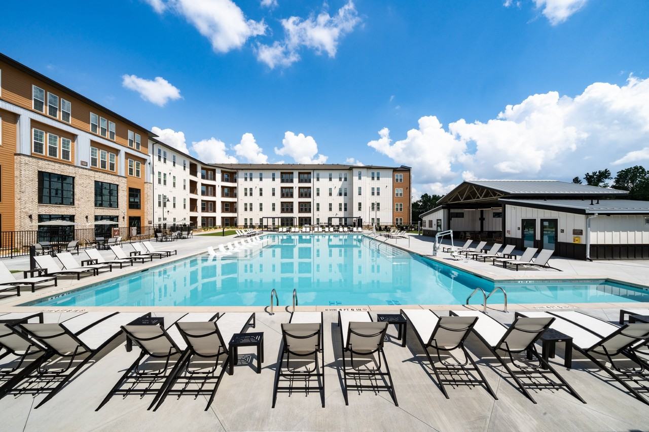 Heron Mill Apartments at Douglasville - Photo 2 of 46