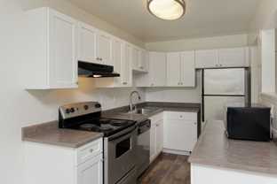 Shoreline 1841 Apartment Homes - Photo 1 of 1